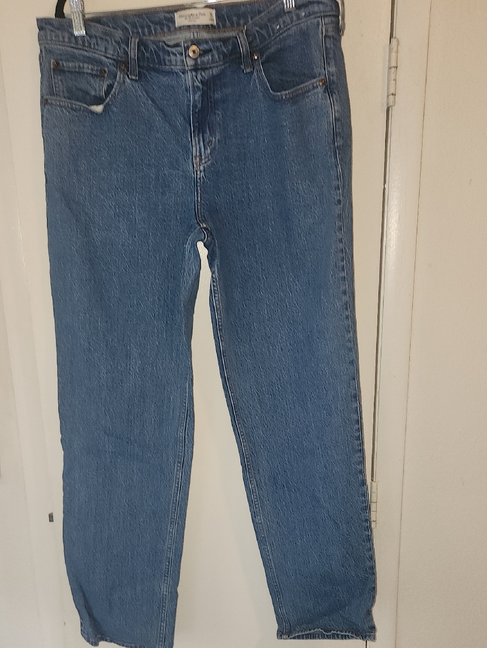 Abercombie & Fitch 90's Straight Mid-Rise Jean Size 32